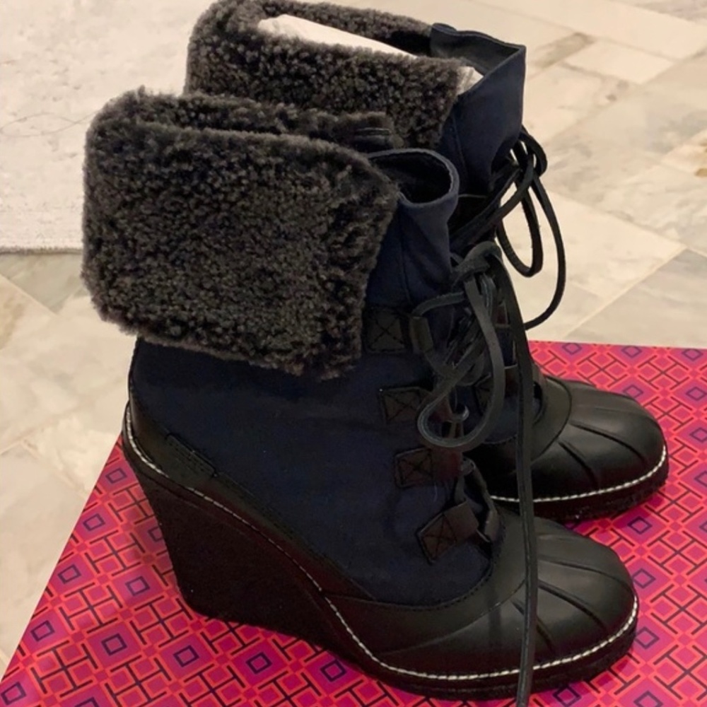 Tory Burch Fairfax Boots Fur-Lined Wedge Size 7